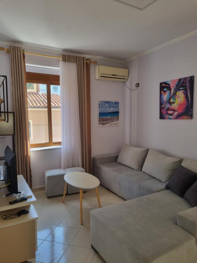 Glamorous Apartment In Tirana Exterior foto